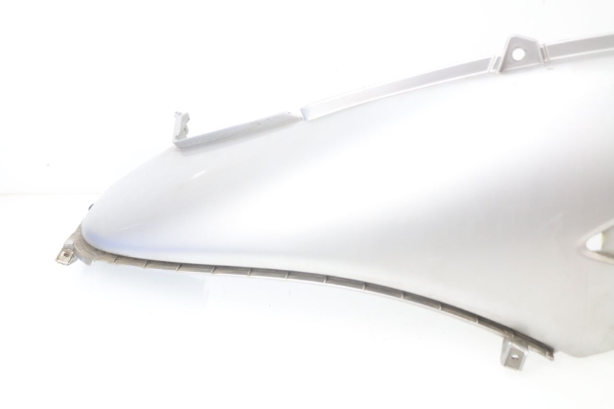 photo de PARAFANGO POSTERIORE SINISTRO PIAGGIO BEVERLY 125 (1998 - 2005)