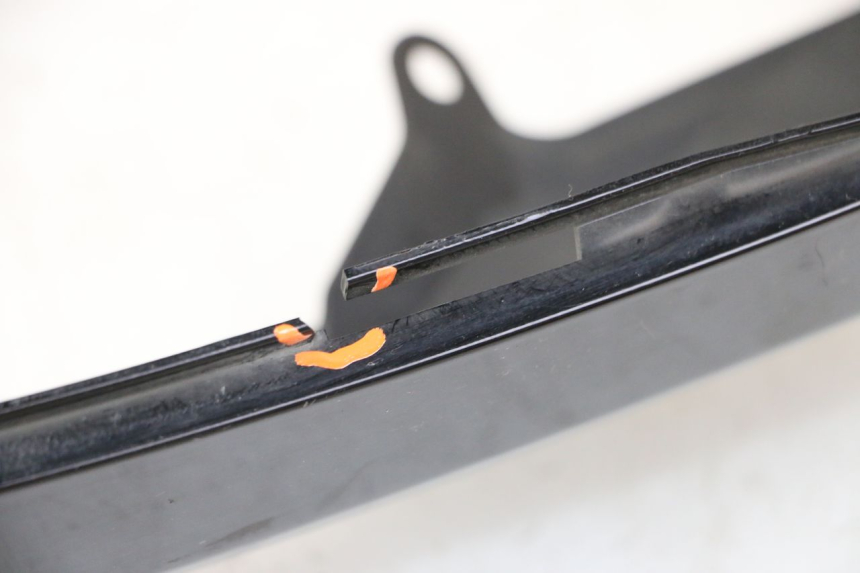 photo de CARENA POSTERIORE SINISTRA SUZUKI BURGMAN 125 (2007 - 2014)