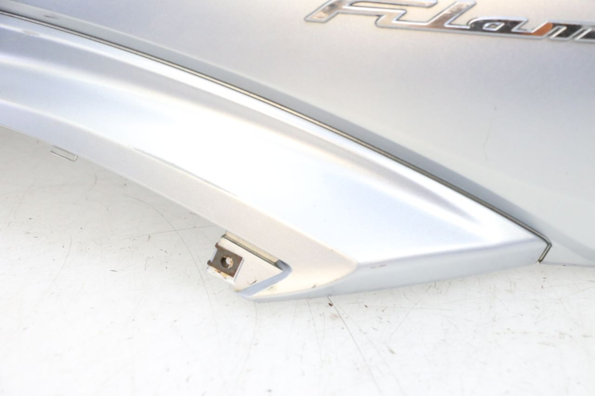 photo de CARENA POSTERIORE SINISTRA MBK FLAME X 125 (2007 - 2016) - Zoom sui componenti