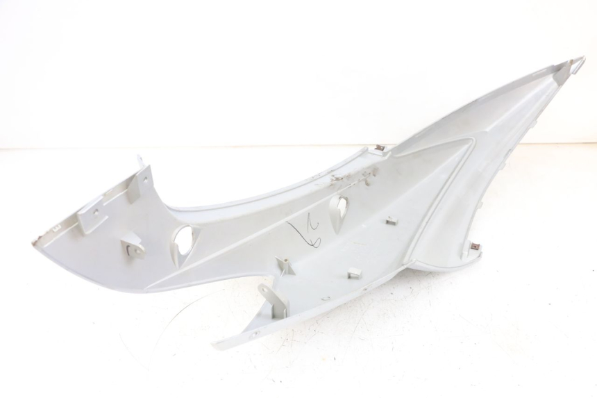 photo de CARENA POSTERIORE SINISTRA MBK FLAME X 125 (2007 - 2016) - Stato della superficie e materiale