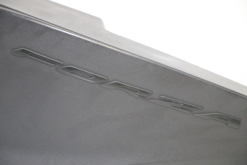 photo de CARENA POSTERIORE SINISTRA HONDA FORZA 125 (2021 - 2025)