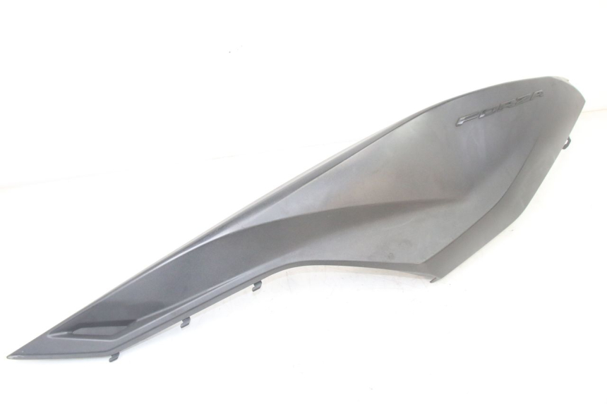photo de CARENA POSTERIORE SINISTRA HONDA FORZA 125 (2021 - 2025)