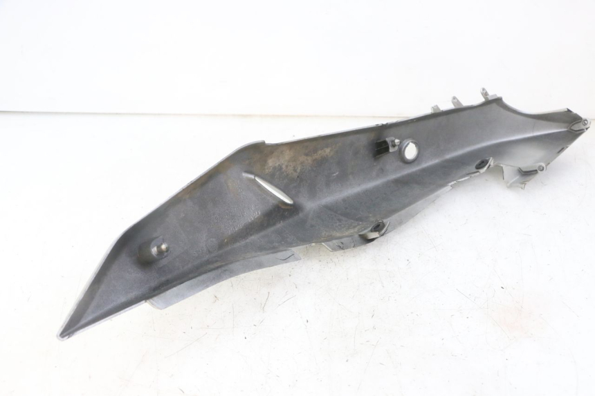 photo de CARENA POSTERIORE SINISTRA SUZUKI GS GSE 500 (2001 - 2003)