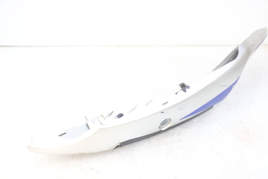 photo de CARENA POSTERIORE SINISTRA SUZUKI GS GSE 500 (2001 - 2003)