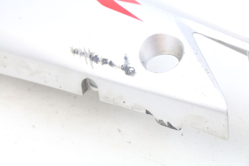 photo de PARAFANGO POSTERIORE SINISTRO HONDA CBR R 125 (2003 - 2006)