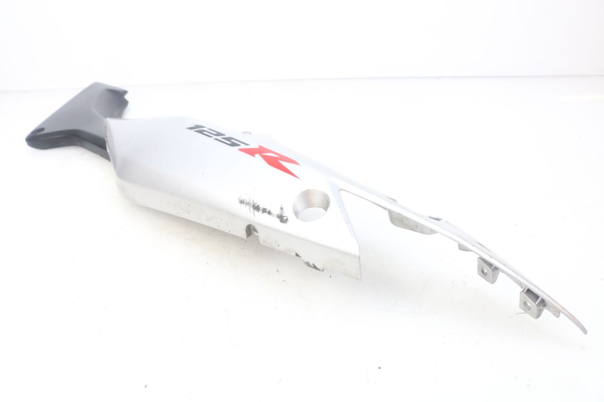 photo de PARAFANGO POSTERIORE SINISTRO HONDA CBR R 125 (2003 - 2006)