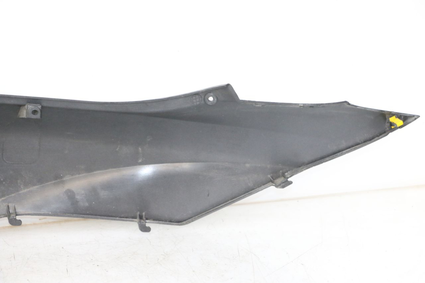 photo de CARENA POSTERIORE SINISTRA HONDA PCX (JF57/JF64) 125 (2014 - 2018)