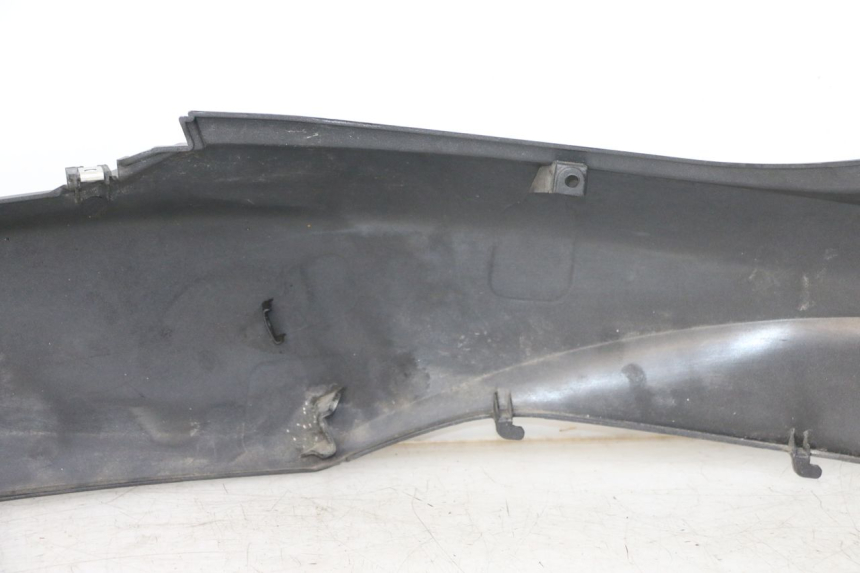 photo de CARENA POSTERIORE SINISTRA HONDA PCX (JF57/JF64) 125 (2014 - 2018)