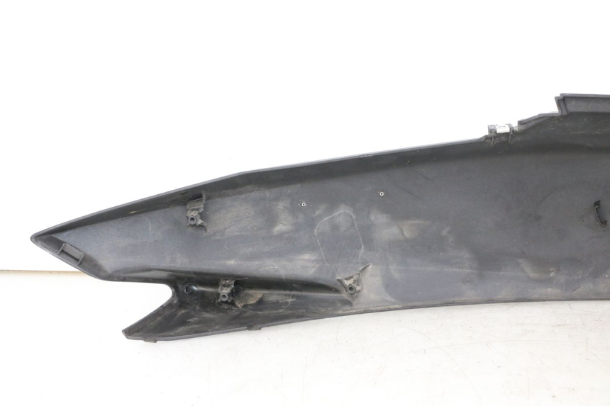 photo de CARENA POSTERIORE SINISTRA HONDA PCX (JF57/JF64) 125 (2014 - 2018)