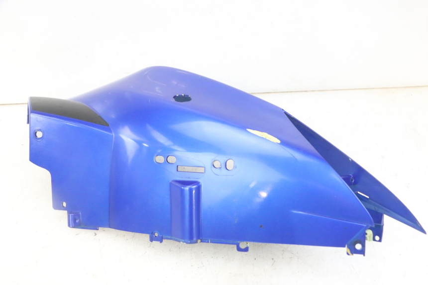 photo de CARENA POSTERIORE SINISTRA PEUGEOT JET FORCE CARBU 50 (2003 - 2016)