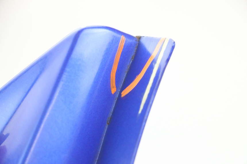 photo de CARENA POSTERIORE SINISTRA PEUGEOT JET FORCE CARBU 50 (2003 - 2016)