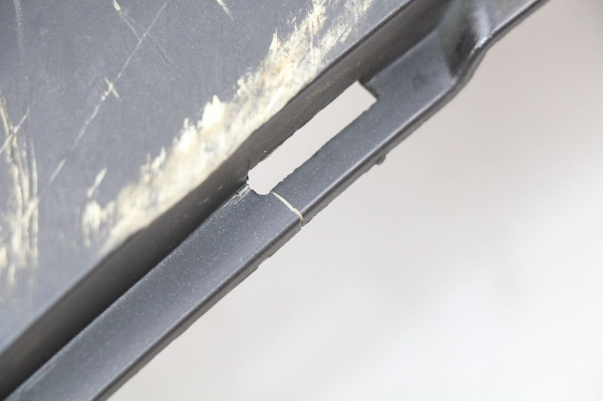 photo de CARENA POSTERIORE SINISTRA PIAGGIO MP3 LT 300 (2010 - 2016)