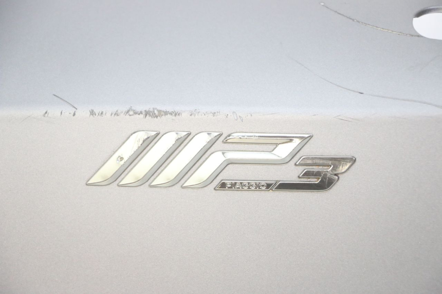 photo de FLANC POSTERIORE SINISTRO PIAGGIO MP3 500 (2014 - 2016)