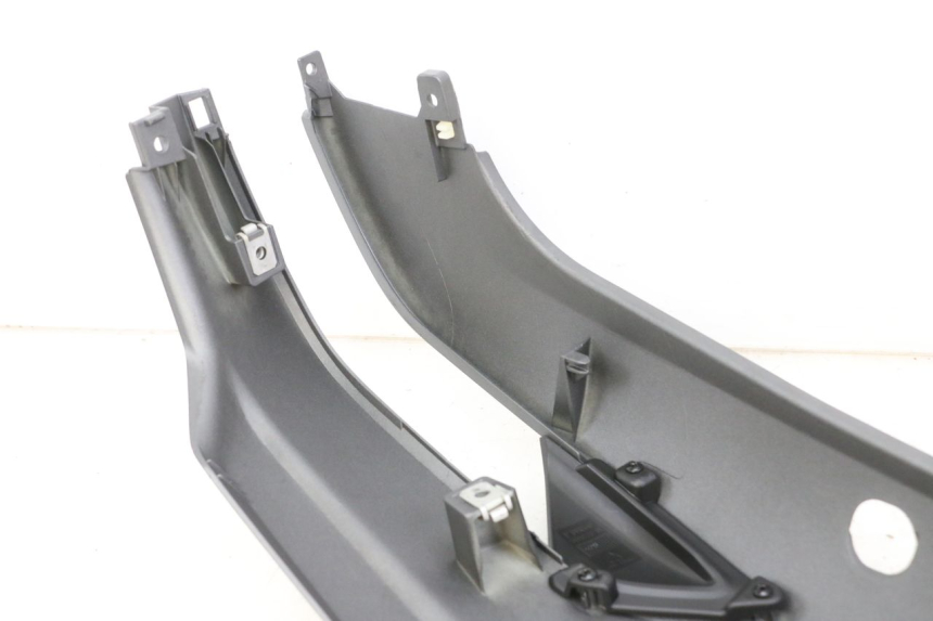 photo de FLANC POSTERIORE SINISTRO PIAGGIO MP3 500 (2014 - 2016)