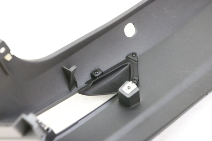 photo de FLANC POSTERIORE SINISTRO PIAGGIO MP3 500 (2014 - 2016)