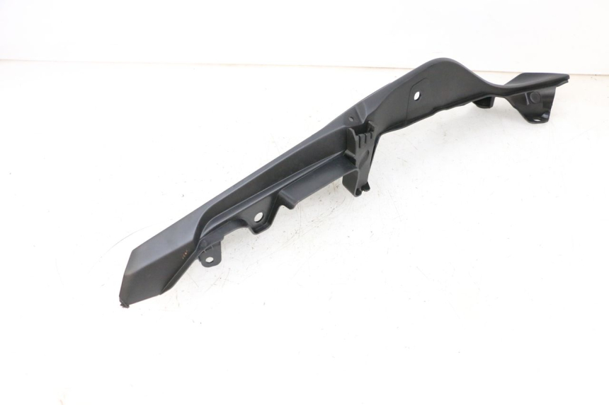 photo de CARENA POSTERIORE SINISTRA YAMAHA MT-07 MT07 ABS 700 (2018 - 2020) - Dettagli dei punti di fissaggio