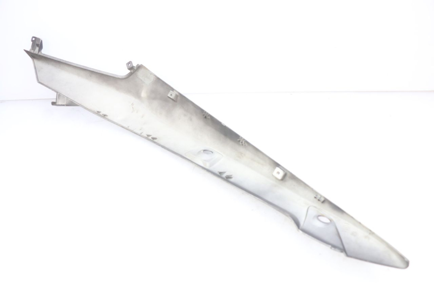 photo de FLANC POSTERIORE SINISTRO GILERA NEXUS 125 (2009 - 2013)