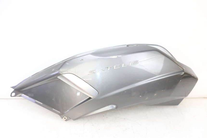 photo de CARENA POSTERIORE SINISTRA PEUGEOT SATELIS 125 (2013 - 2018) - Vista principale