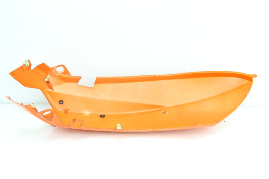 photo de CARENA POSTERIORE SINISTRA PEUGEOT STREETZONE 2T 50 (2014 - 2019)