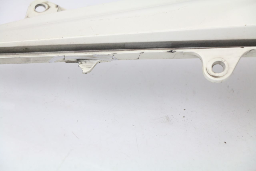 photo de FLANC POSTERIORE SINISTRO SUZUKI AN BURGMAN 400 (2006 - 2010)