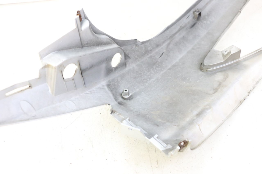 photo de CARENA POSTERIORE SINISTRA SUZUKI BURGMAN 125 (2007 - 2014)