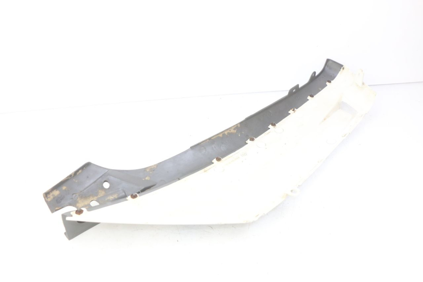 photo de FLANC POSTERIORE SINISTRO SUZUKI CP 80 (1985 - 1996)