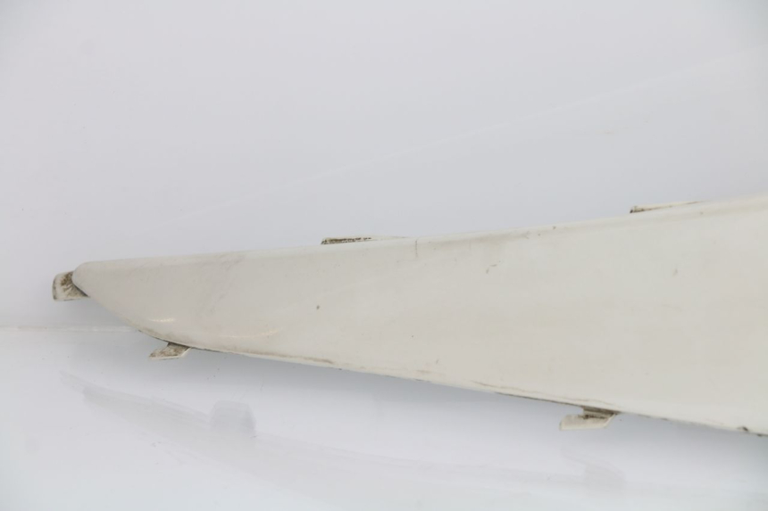 photo de FLANC POSTERIORE SINISTRO SUZUKI SIXTEEN 125 (2008 - 2010)