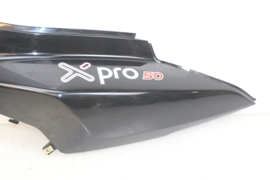 photo de FLANC POSTERIORE SINISTRO SYM X-PRO 4T 50 (2014 - 2021)