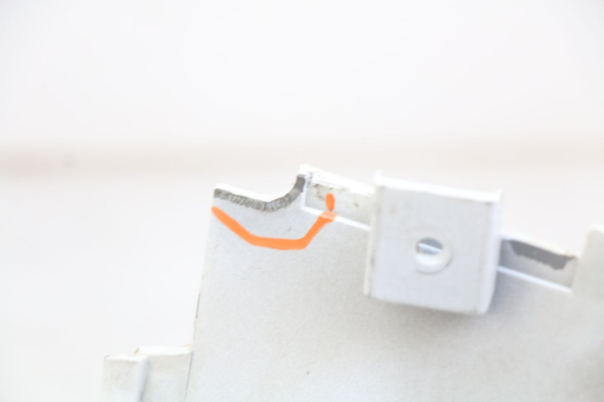 photo de FLANC POSTERIORE SINISTRO PEUGEOT TWEET 4T 50 (2018 - 2020)