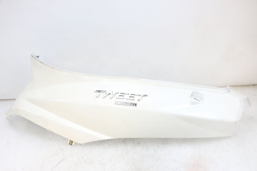 photo de CARENA POSTERIORE SINISTRA PEUGEOT TWEET PRO EFI 4T 50 (2021 - 2022)