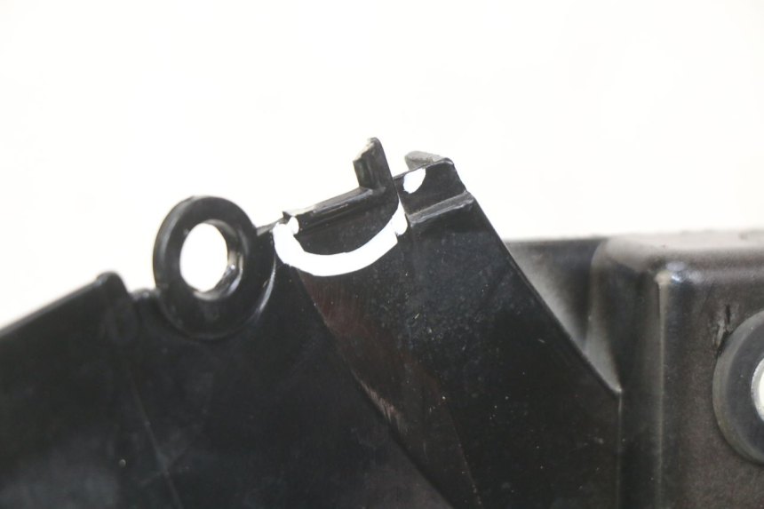 photo de FLANC POSTERIORE SINISTRO SYM WOLF SB 125 (2011 - 2018)