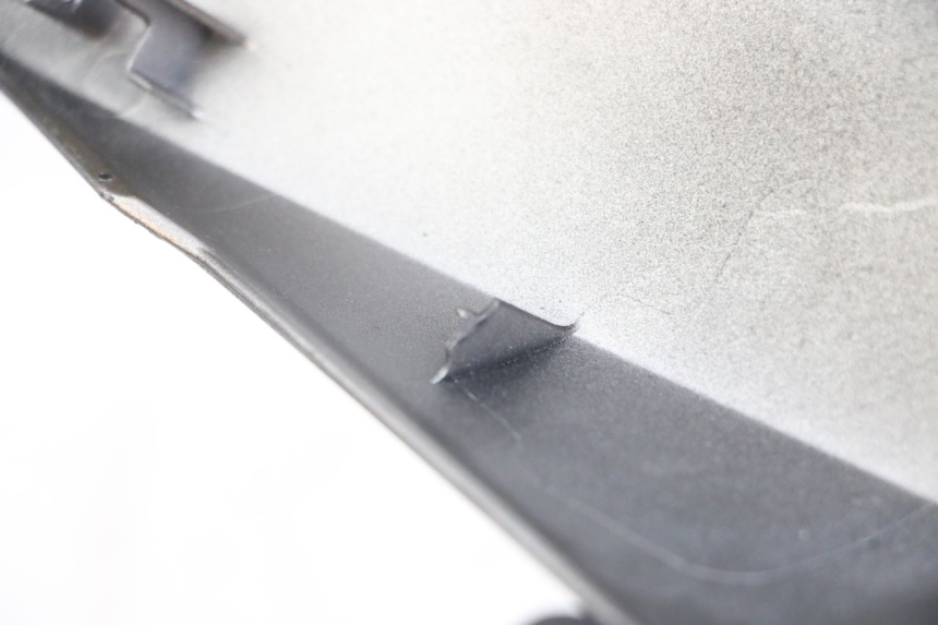 photo de FLANC POSTERIORE SINISTRO YAMAHA XMAX X-MAX ABS 125 (2017 - 2020)