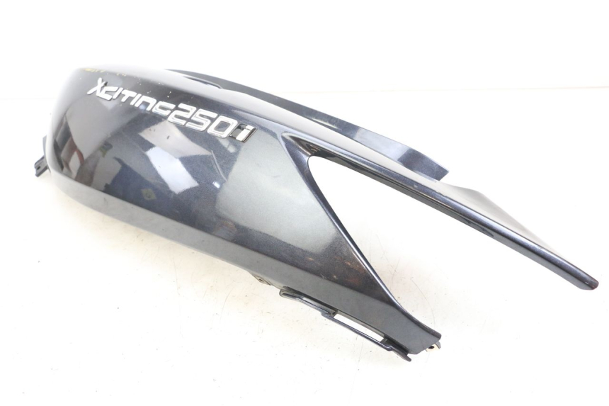 photo de PARAFANGO POSTERIORE SINISTRO KYMCO XCITING 250 (2006 - 2009)