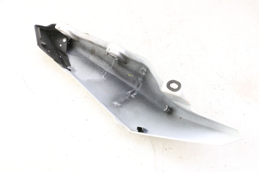 photo de CARENA POSTERIORE SINISTRA YAMAHA XJ6 ABS 600 (2008 - 2016)