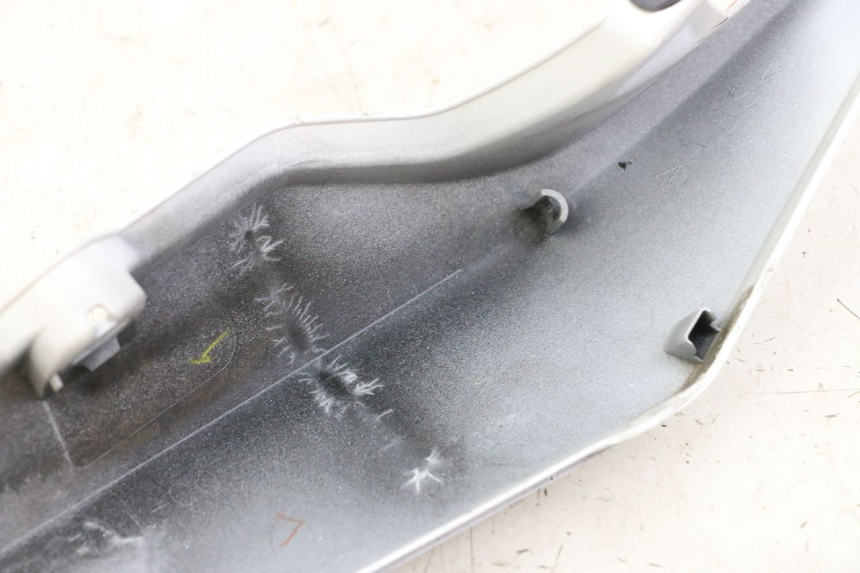 photo de CARENA POSTERIORE SINISTRA YAMAHA XJ6 ABS 600 (2008 - 2016)