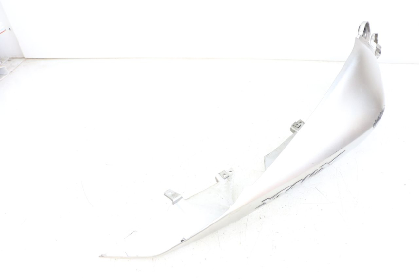 photo de FLANC POSTERIORE SINISTRO YAMAHA XMAX X-MAX ABS 125 (2017 - 2020)