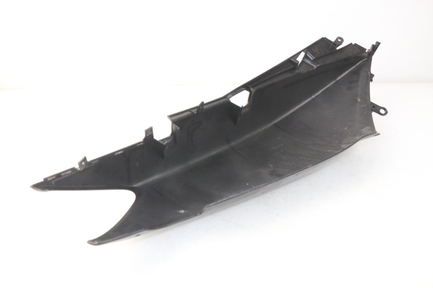 photo de FLANC POSTERIORE SINISTRO YAMAHA XP T-MAX TMAX ABS 500 (2004 - 2007)