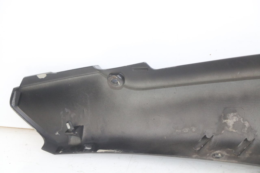 photo de FLANC POSTERIORE SINISTRO YAMAHA HW XENTER 125 (2011 - 2017)