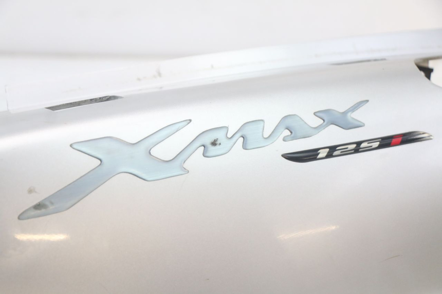 photo de FLANC POSTERIORE SINISTRO YAMAHA XMAX X-MAX 125 (2006 - 2009)