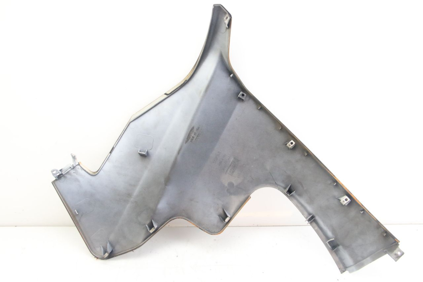 photo de PARAFANGO LATERALE ANTERIORE DESTRO APRILIA ATLANTIC 500 (2002 - 2003)