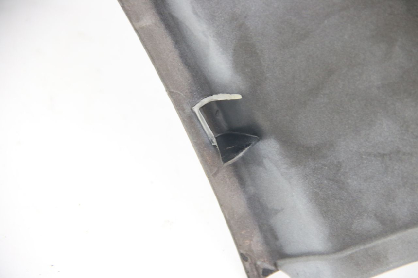 photo de PARAFANGO LATERALE ANTERIORE DESTRO APRILIA ATLANTIC 500 (2002 - 2003)