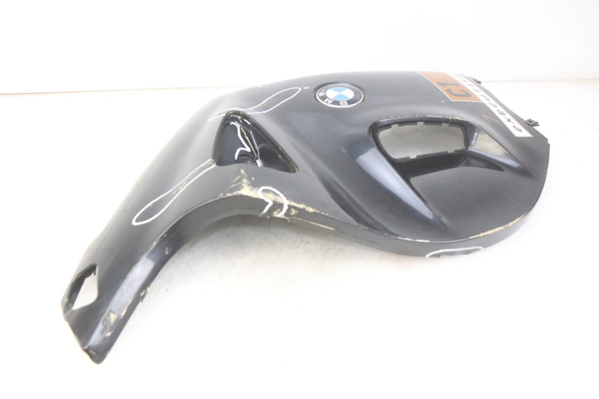 photo de PARAFANGO LATERALE ANTERIORE DESTRO BMW C1 125 (2000 - 2003)