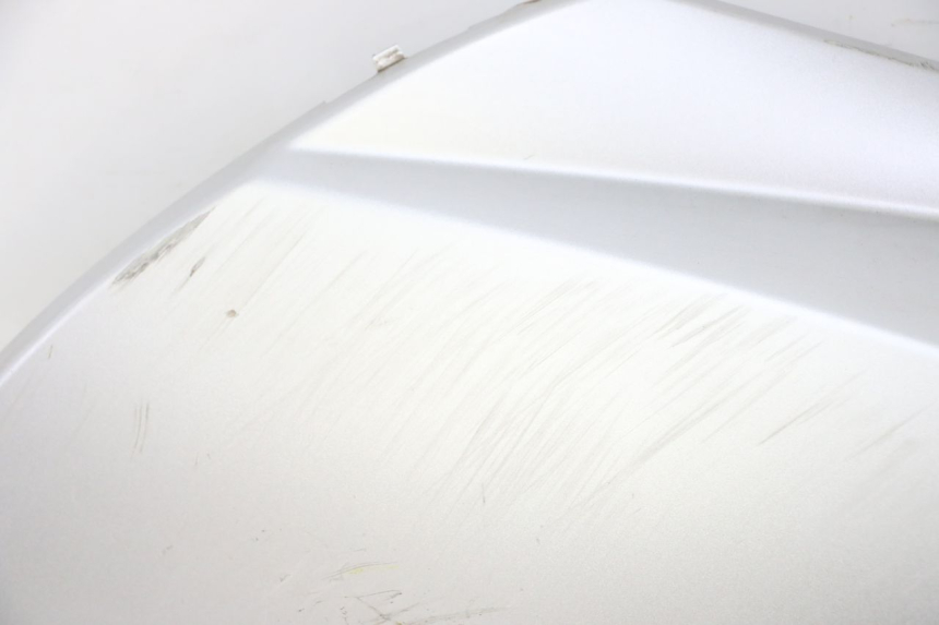 photo de PARAFANGO LATERALE ANTERIORE DESTRO PEUGEOT CITYSTAR 50 (2013 - 2017)