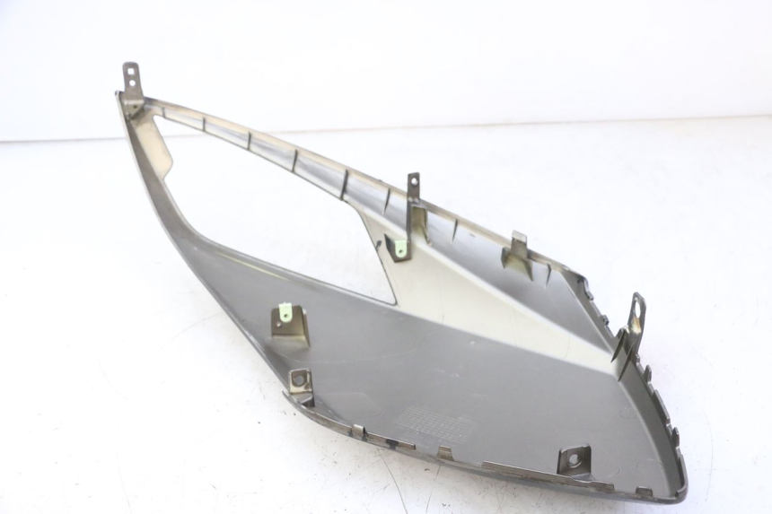 photo de PARAFANGO LATERALE ANTERIORE DESTRO PEUGEOT CITYSTAR 50 (2013 - 2017)