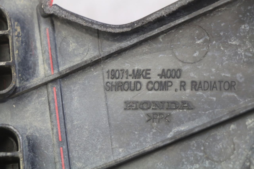 photo de PARAFANGO LATERALE ANTERIORE DESTRO HONDA CRF CR-F RX 450 (2017 - 2021) - Dettaglio del componente