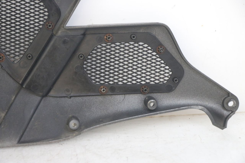 photo de PARAFANGO LATERALE ANTERIORE DESTRO GILERA DNA 50 (2000 - 2007)