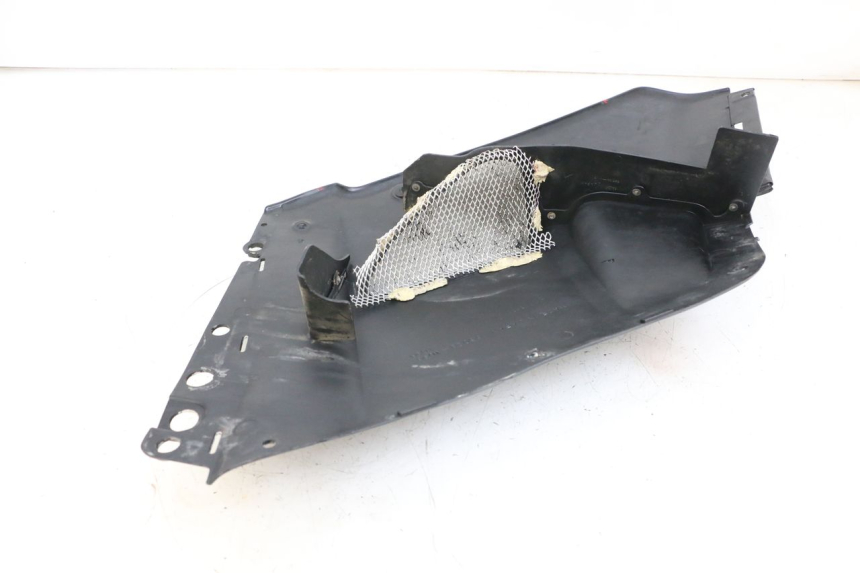 photo de CARENA KAWASAKI GPZ RX 1000 (1986 - 1988) - Primo piano tecnico