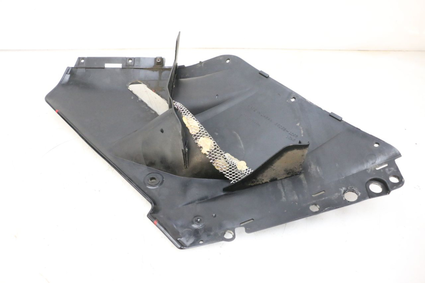 photo de CARENA KAWASAKI GPZ RX 1000 (1986 - 1988) - Dettagli dei punti di fissaggio