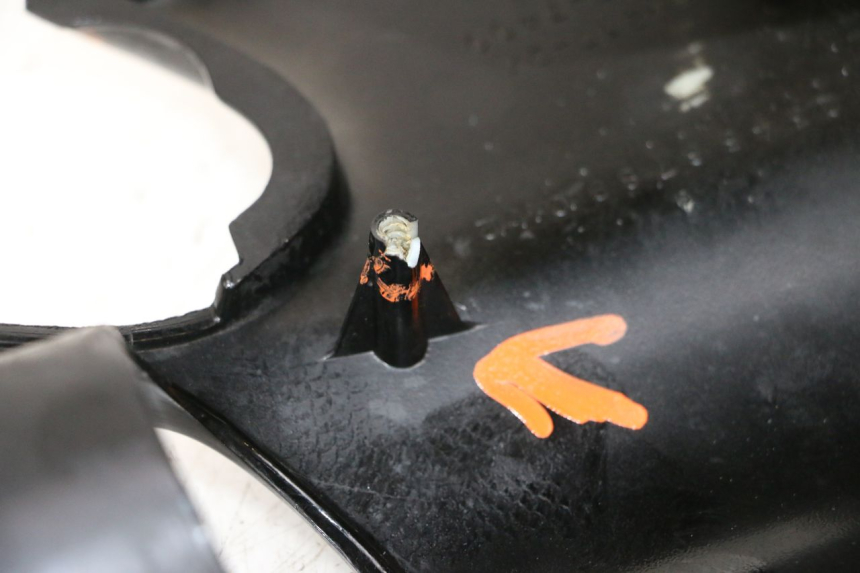 photo de CARENA HONDA NSR R 125 (1994 - 2003) - Primo piano tecnico