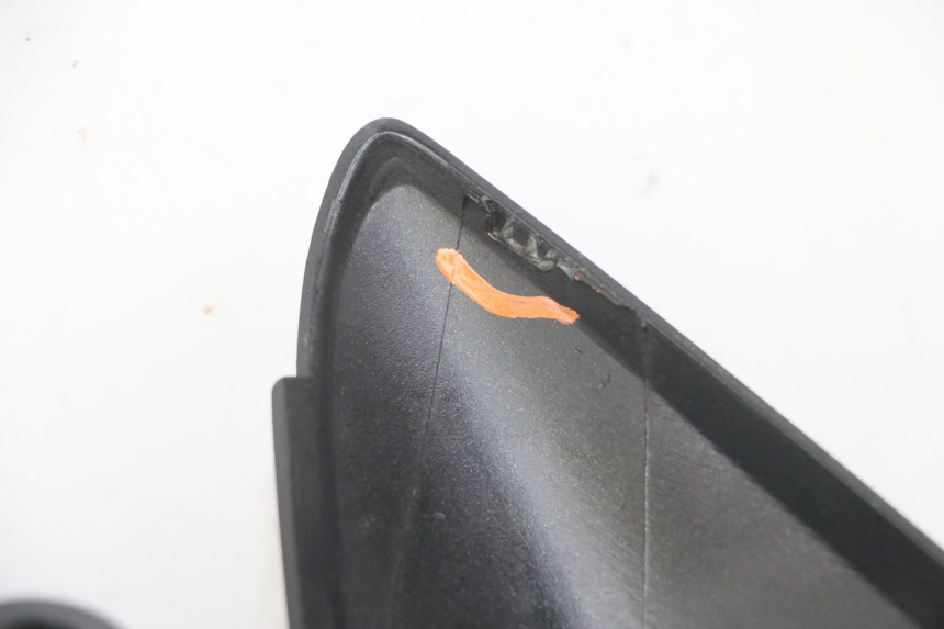 photo de CARENA HONDA NTV DEAUVILLE ABS 700 (2007 - 2016) - Primo piano tecnico